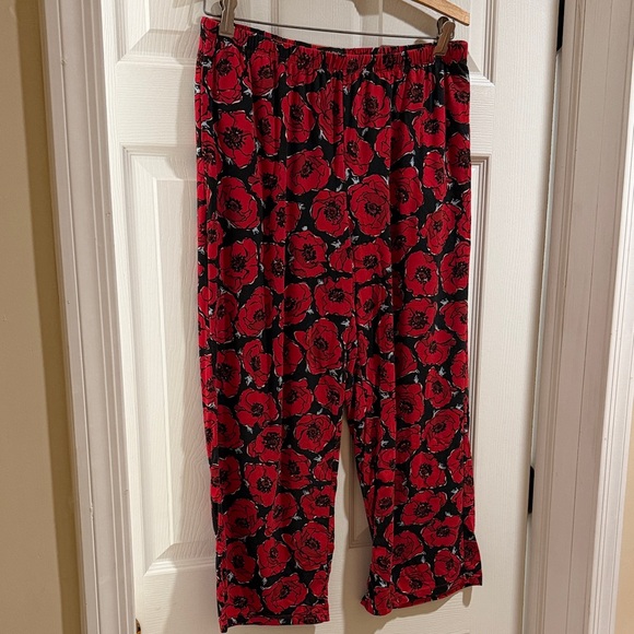 Kate Spade Red and Black Floral Top and Pant Pajamas/Casual wear. - Picture 2 of 6